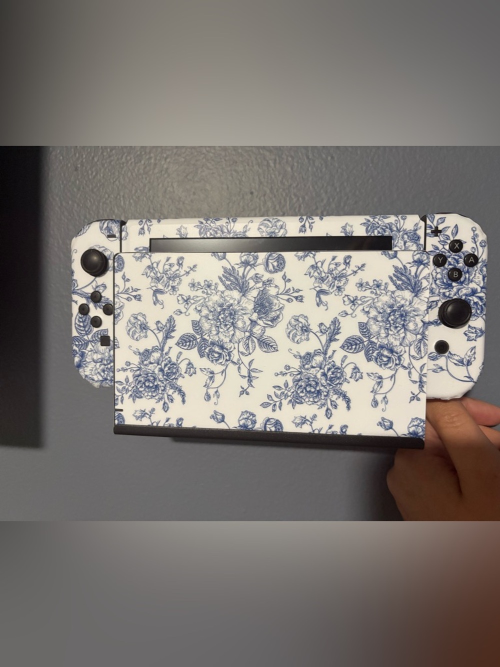 Nintendo Switch Bundle w/ Floral Blue and White Console Skin - Botanical Pattern